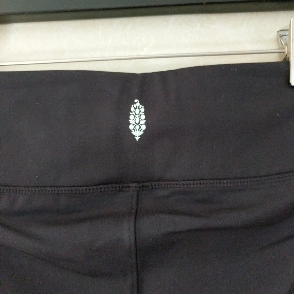 Free People Movement Synergy Legging Black - Picture 6 of 8